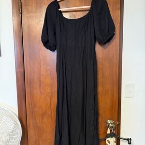 Old Navy Black Puff-Sleeve Maxi Dress